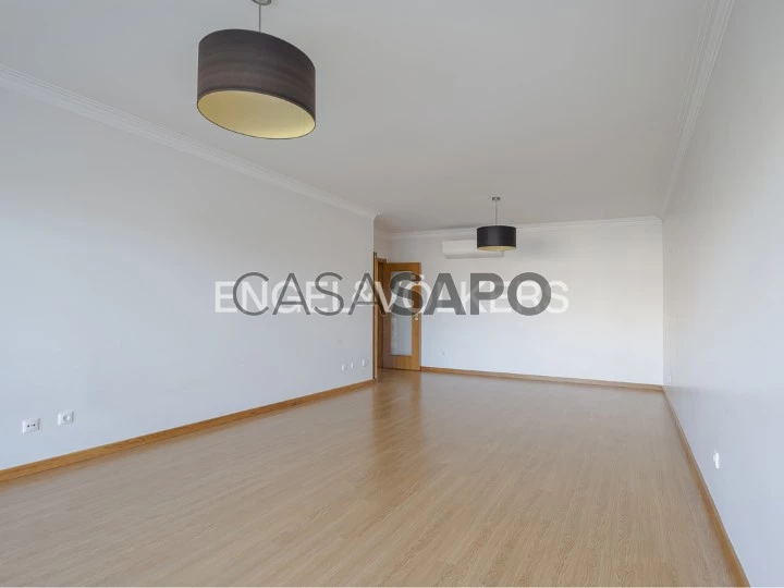 Apartamento T3 para comprar em Oeiras