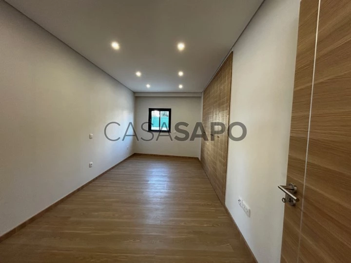 Apartamento T4 para comprar em São Brás de Alportel