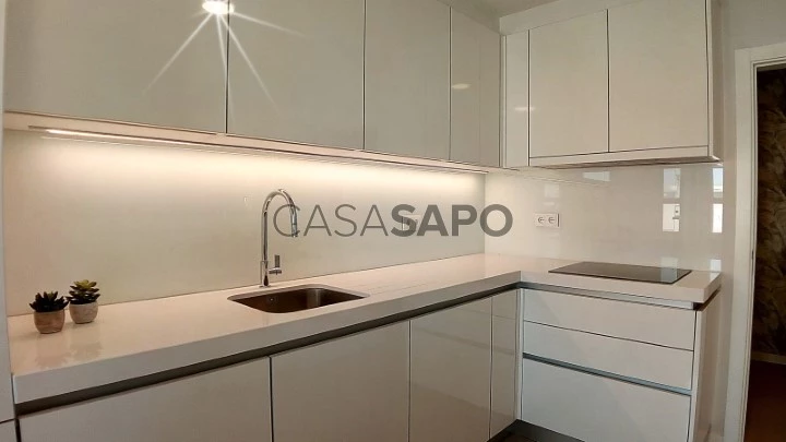 Apartamento T3 para comprar na Amadora