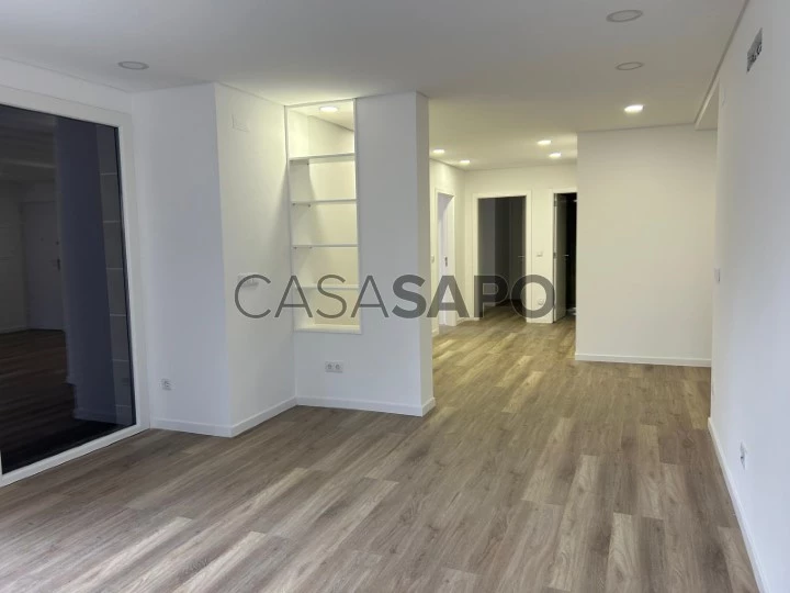 Apartamento T3 para alugar em Loures