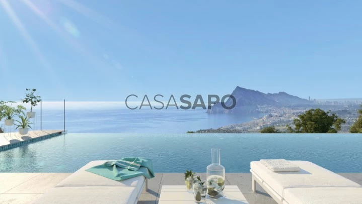 En venta villa nueva con vistas al mar y montaña en Altea, Costa Blanca