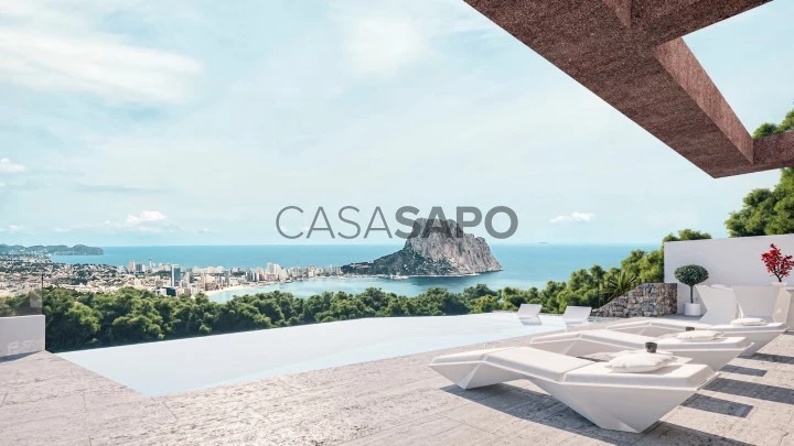 Villa con piscina infinita y vistas al mar en venta - Calpe, España