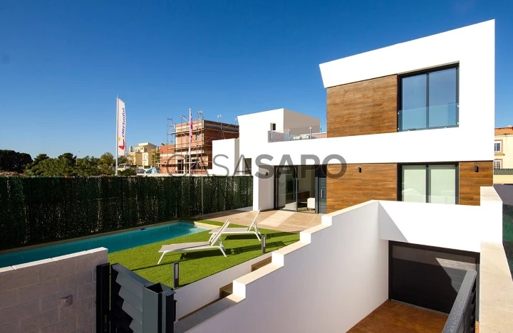 Villa en venta en el campello