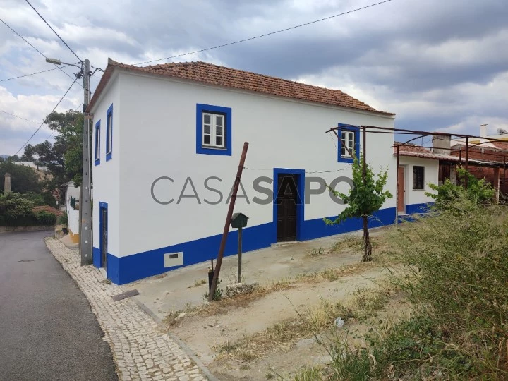 Moradia T3 Duplex para comprar em Torres Novas