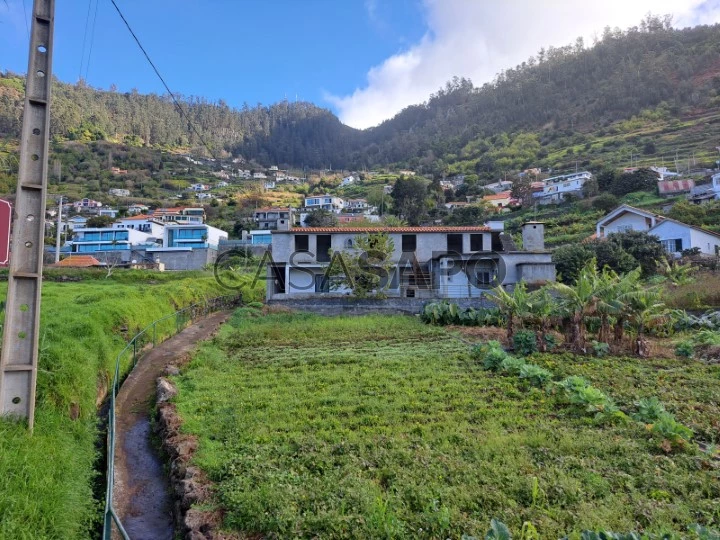 Moradia T2 Duplex para comprar em Calheta (Madeira)