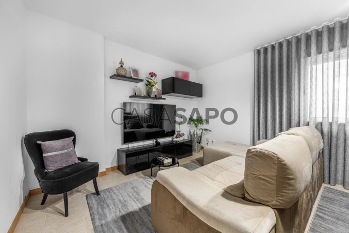 Apartamento T4 para comprar na Lousada