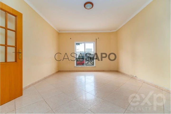 Apartamento T2 Duplex para comprar em Olhão