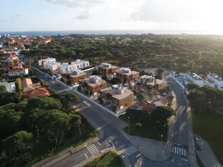 Condomínio de luxo com piscina Moradias T4 arquitetura contemporânea, Cascais