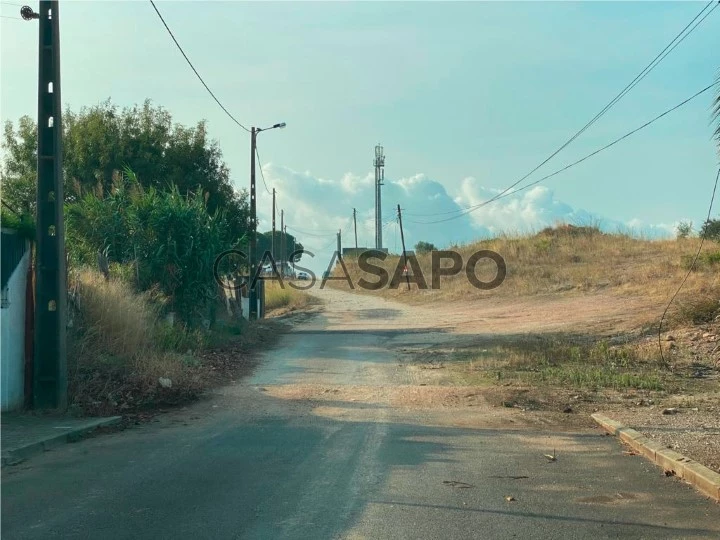 Terreno para comprar em Loures