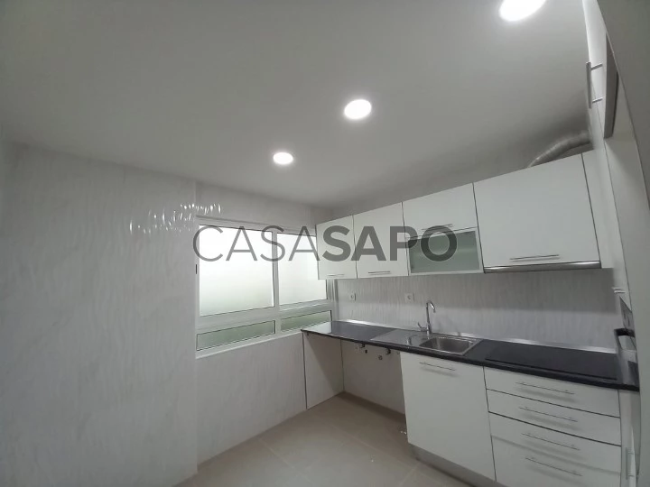 Apartamento T3 para comprar em Loures