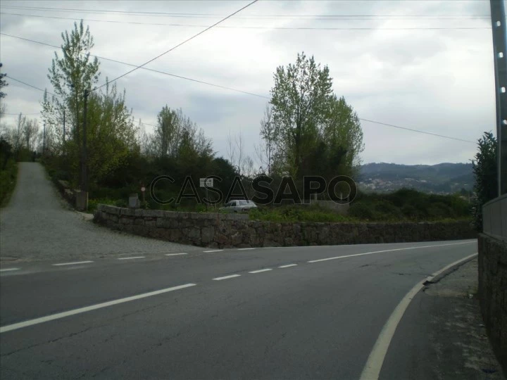 Terreno para comprar em Guimarães