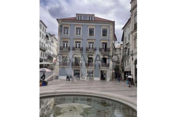 Apartamento T12 para comprar em Coimbra