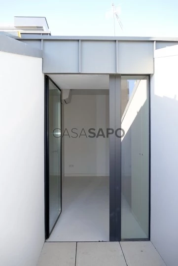 Duplex T0+1 para comprar / alugar no Porto