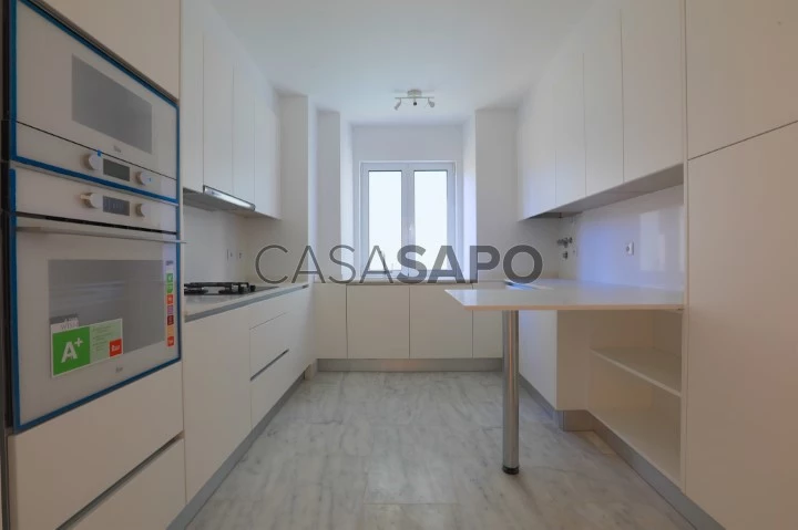 Apartamento T3+1 para comprar em Lisboa