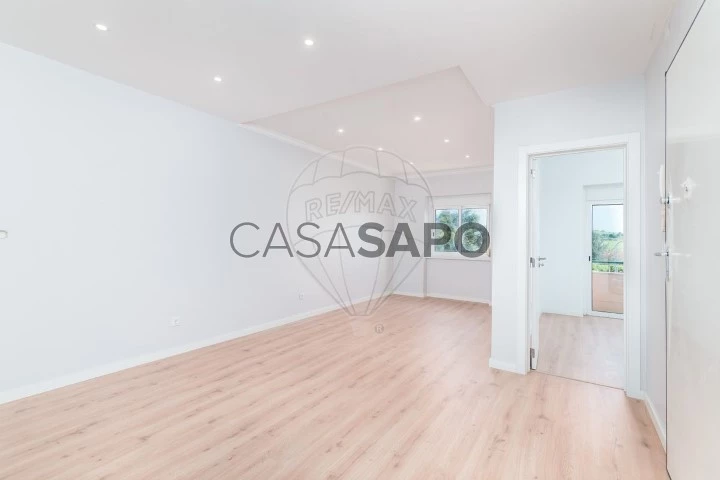 Apartamento T2 para comprar em Oeiras