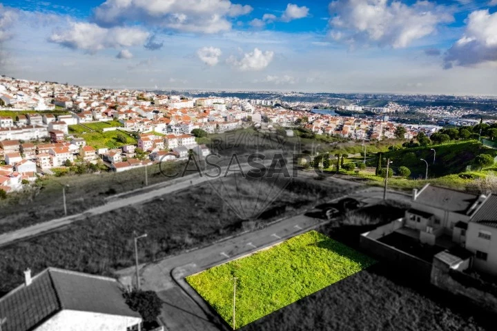 Terreno para comprar na Amadora