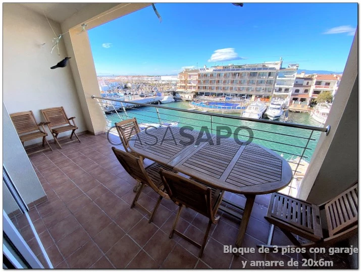 edificio-en-venta-3-pisos-garaje-amarre-vista-canal-empuriabrava-4