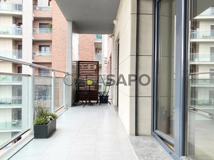 MY DOOR Vende Apartamento T3 - Alverca - Malvarosa - VISTA RIO - Varanda