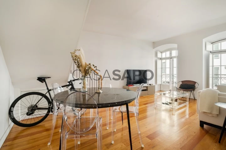 Apartamento T2 Duplex para comprar em Lisboa