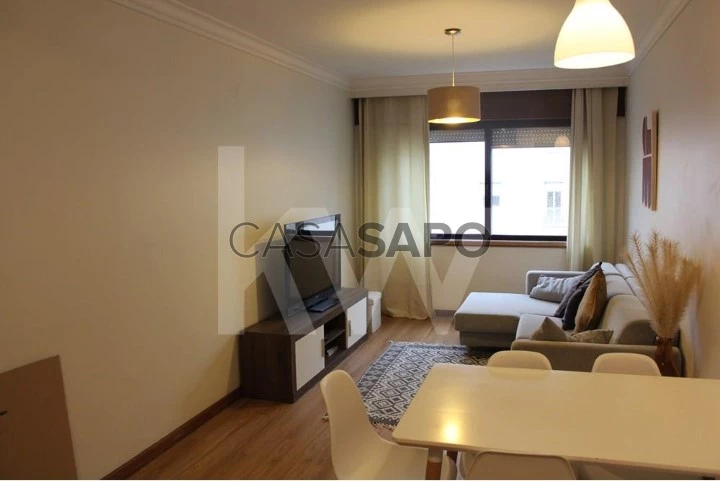 Apartamento T1 Duplex para alugar no Porto
