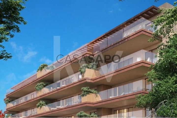 Apartamento T2 Triplex para comprar em Vila Nova de Gaia