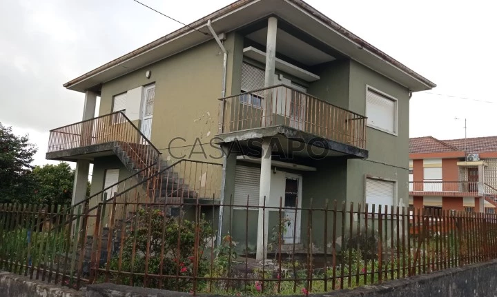 Moradia T4+1 Duplex para comprar em Vila Nova de Gaia