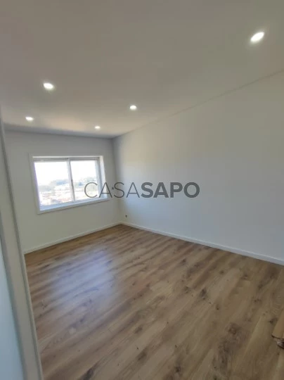 Apartamento T2 para comprar em Santa Maria da Feira