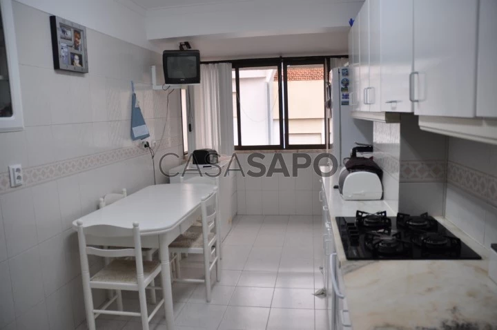 Apartamento T2 para comprar na Amadora