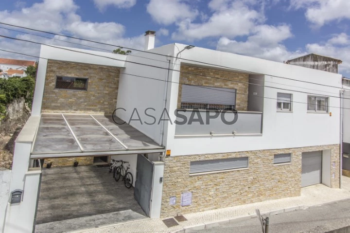 Moradia T3 Duplex para comprar em Alcobaça