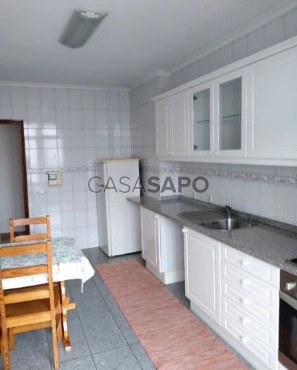 Apartamento T2 para comprar em São João da Madeira