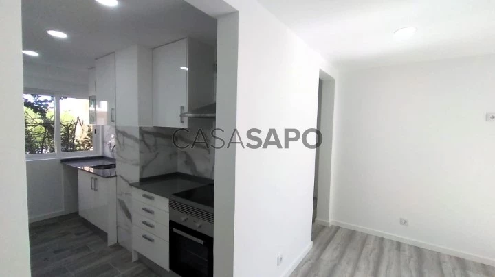 Apartamento T2 para comprar em Sintra