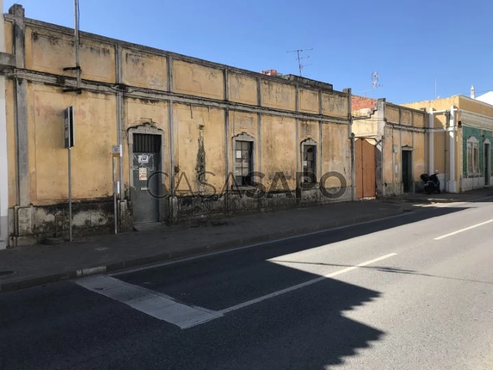 Moradia para reconstruir, Luz de Tavira