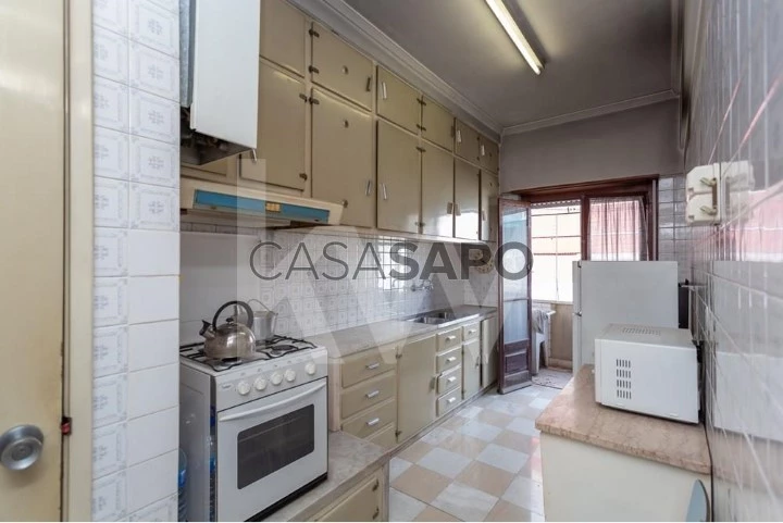 Apartamento T5 Duplex para comprar em Lisboa