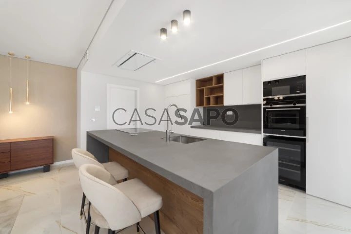 Apartamento T4 para comprar em Caldas da Rainha