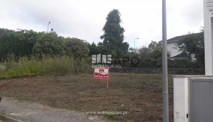 Terreno T1 para comprar em Viana do Castelo