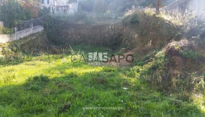 Terreno T1 para comprar em Marco de Canaveses