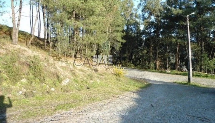 Terreno T1 para comprar em Marco de Canaveses