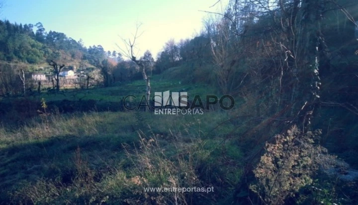 Terreno T1 para comprar em Marco de Canaveses