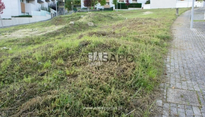 Terreno T1 para comprar em Viana do Castelo