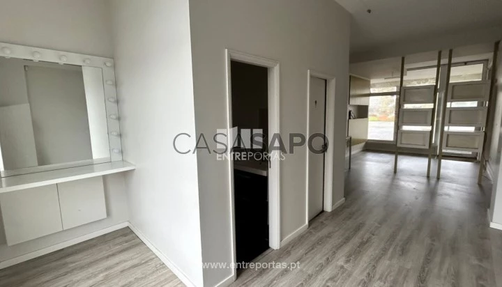 Comercial para comprar em Vila do Conde