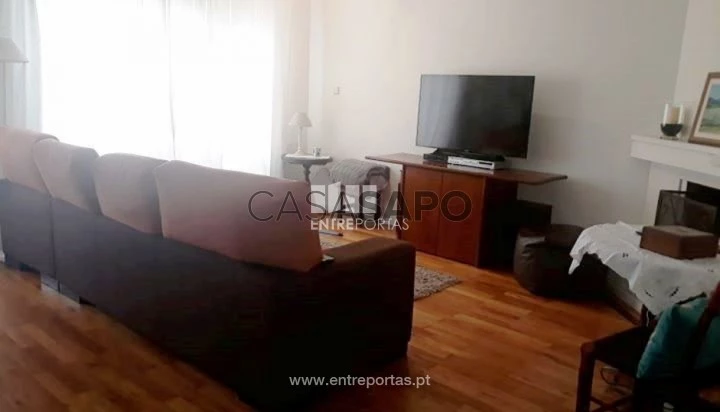 Apartamento T4 para comprar em Póvoa de Varzim