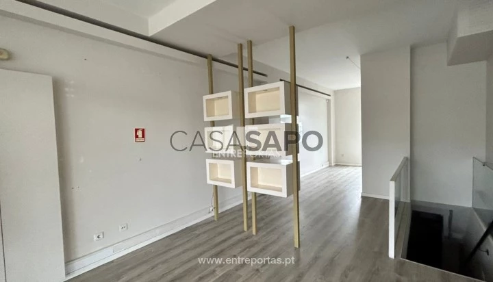 Comercial T1 Duplex para comprar em Vila do Conde