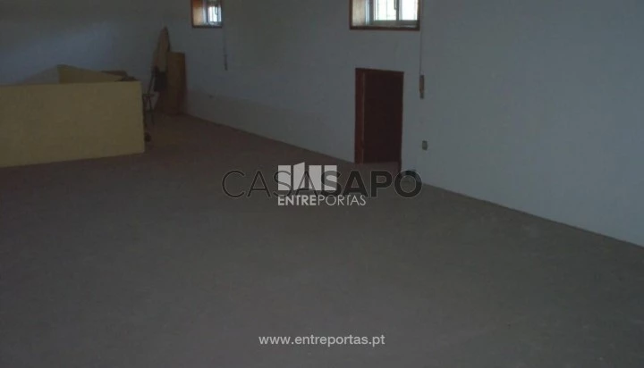 Comercial T1 Duplex para comprar em Póvoa de Varzim