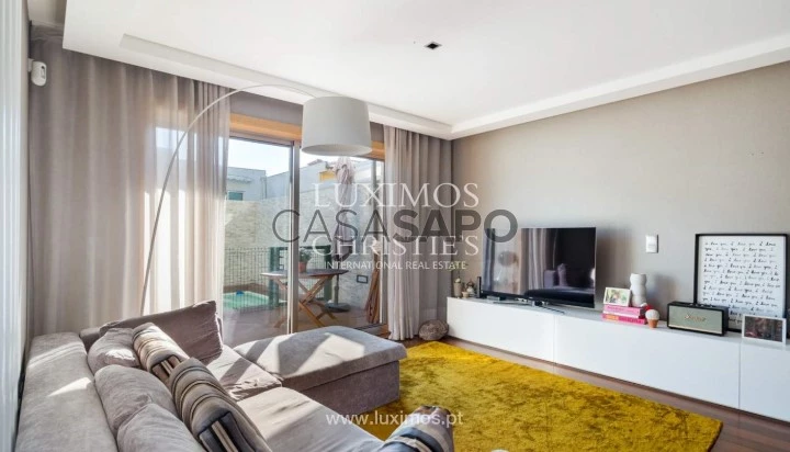 Apartamento T3 Duplex para comprar em Vila Nova de Gaia