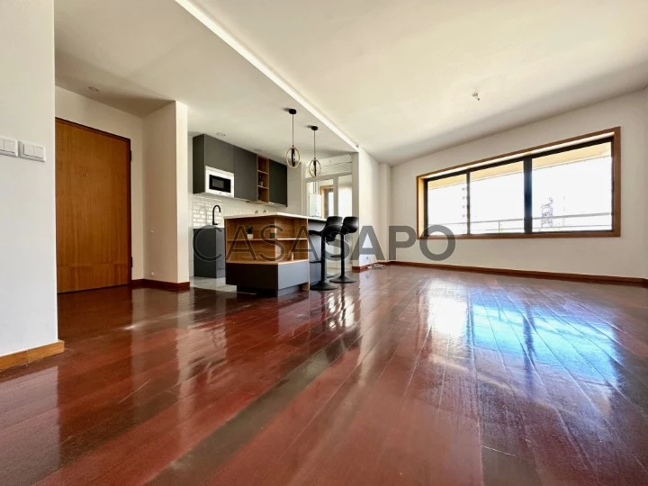 Apartamento T4 para comprar em Gondomar