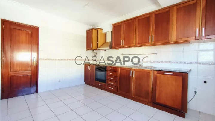 Apartamento T2 para comprar em Torres Vedras