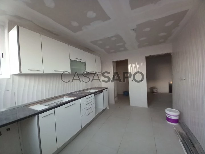 Apartamento T2 para comprar no Barreiro