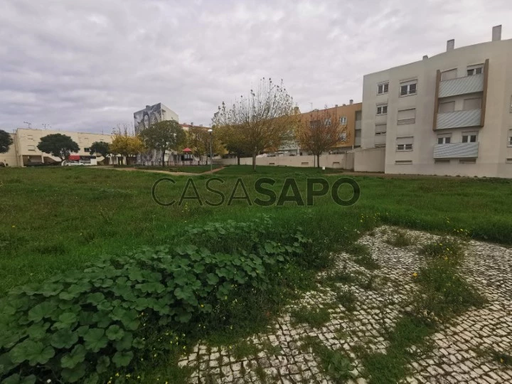 Terreno Urbano para comprar em Vila Nova da Barquinha