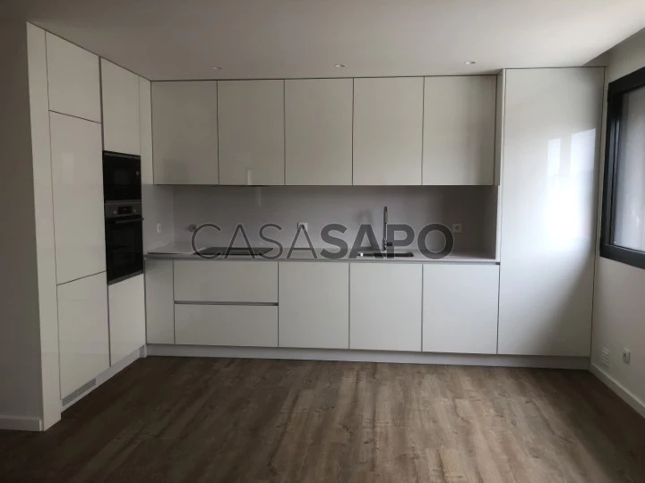 Apartamento T1+1 para comprar em Barcelos