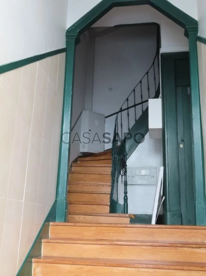 Apartamento T4 Triplex para comprar em Lisboa